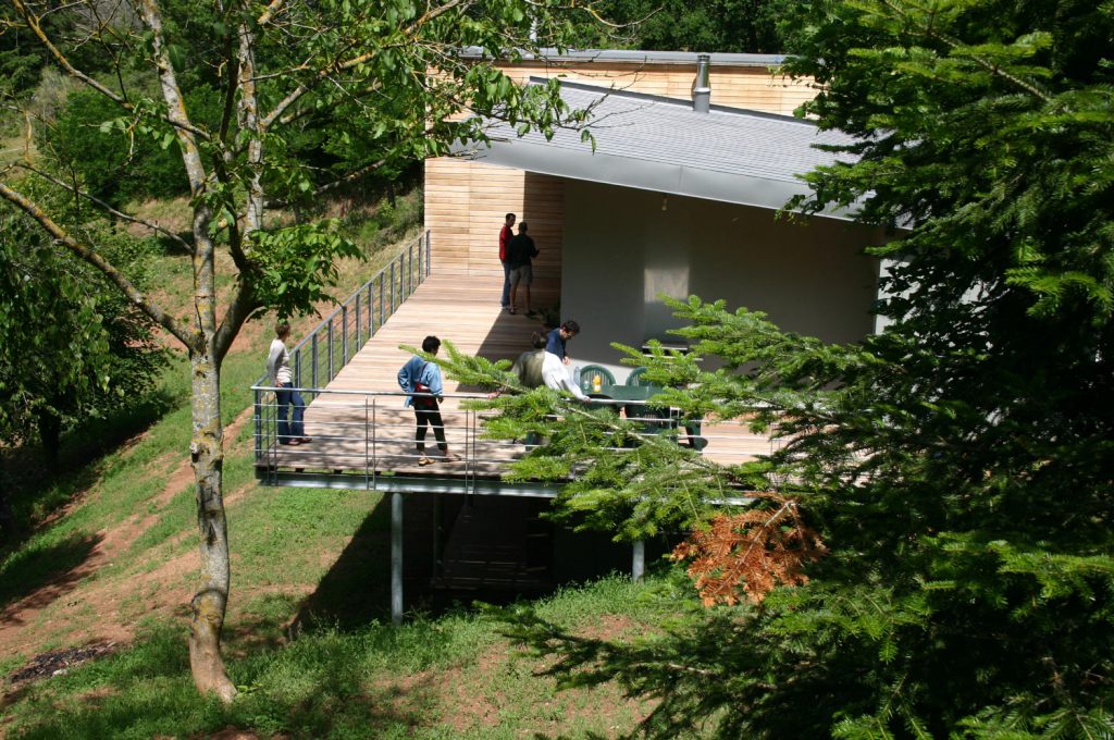 maison-architecte-habitation-dans-les-arbres-le-monastere-8